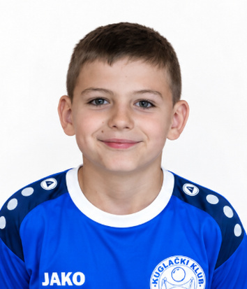 Dario Tomić
